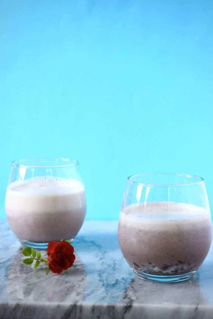 Vegan Adzuki Milkshake 2 Ingredients