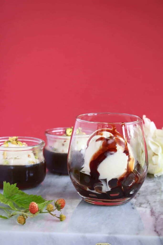 Coffee Jelly Ice Cream Sundae (Vegan + GF) Coffee Jelly Ice Cream Sundae (Vegan + GF)