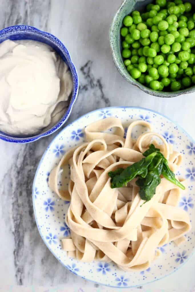 Vegan Cashew Alfredo Sauce Pasta (GF)