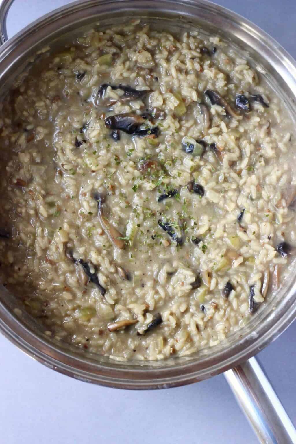 Vegan Mushroom Risotto (GF) - Rhian's Recipes