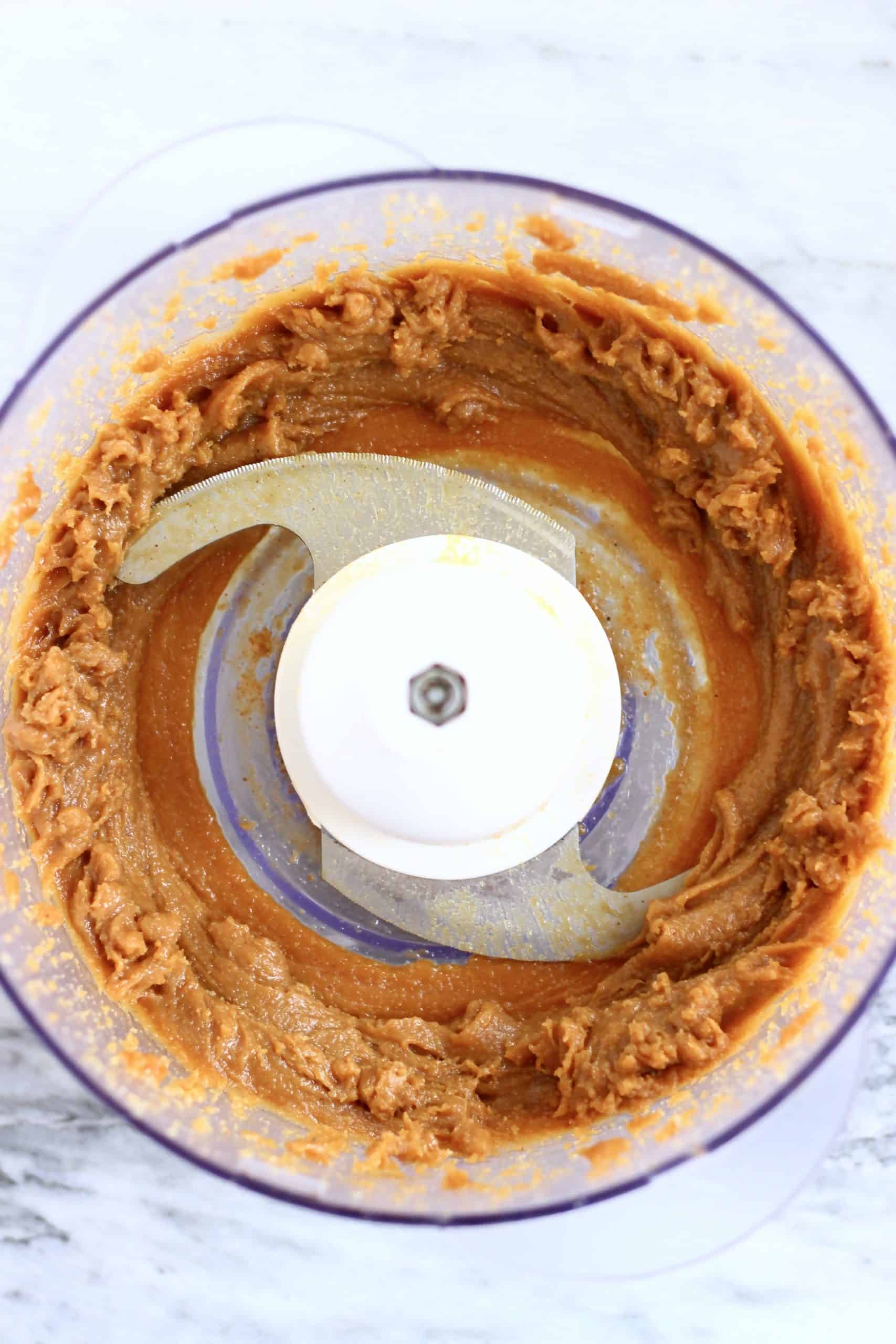 Vegan caramel in a food processor