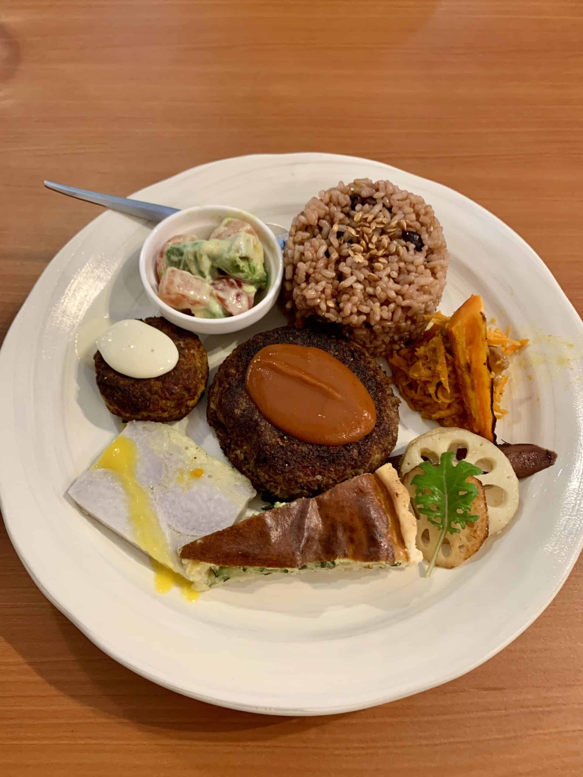 A plate of vegan food at Vegan Restaurant F in Kyoto